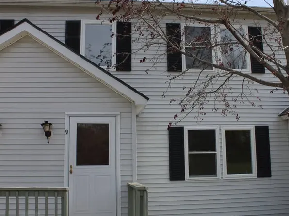 9 Ledgewood Ct, Middlebury, VT 05753