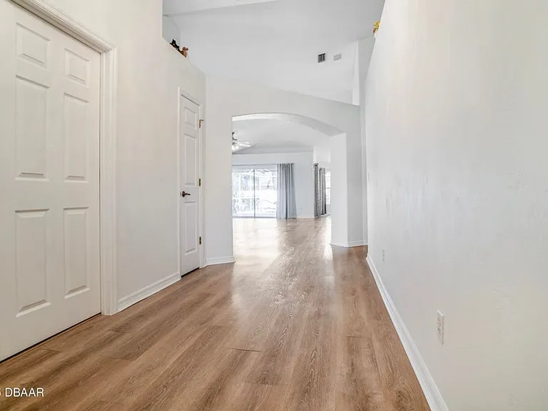 6115 Sabal Point Cir — Photo 2