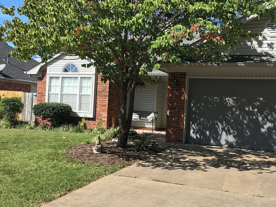 1st image of 3807 W Beechwood Dr