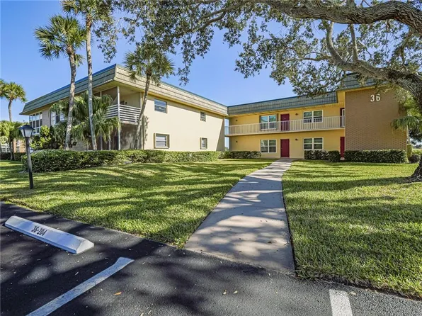 36 Vista Gardens Trail #103, Vero Beach, FL 32962