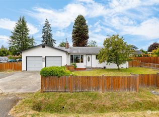17704 Spruce Way, Lynnwood, WA