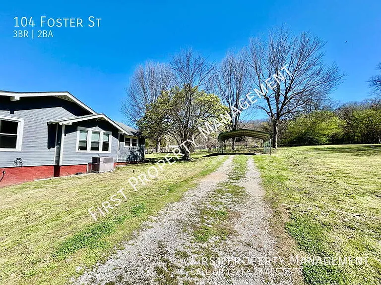 104 Foster St — Photo 28