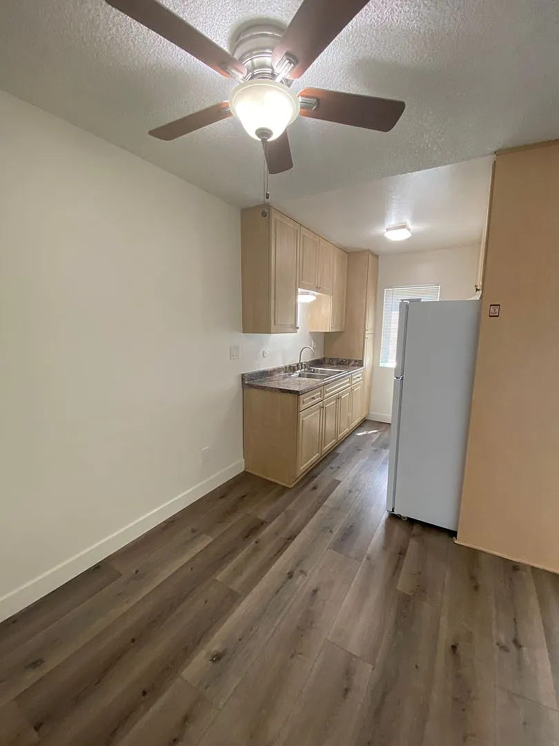 1 Bedroom 1 Bath Upstairs Unit in North Park Available Now — Photo 3