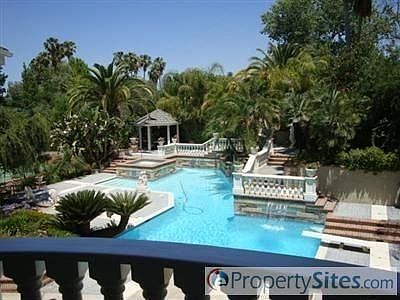 2nd image of 4000 Country Club Dr