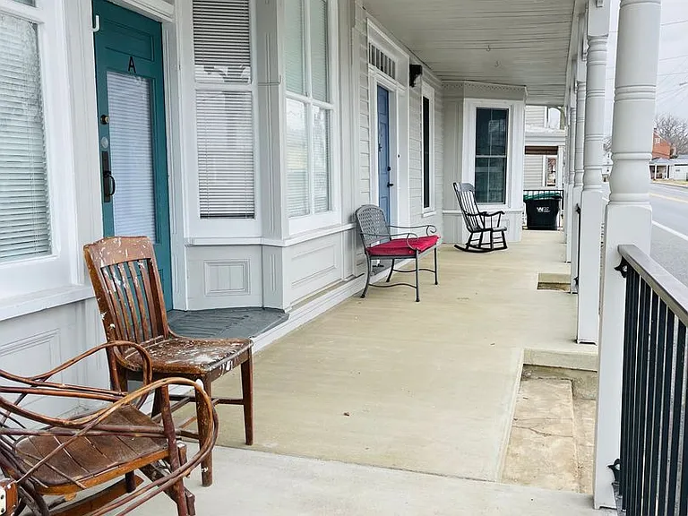 445 S Main St #A — Photo 4