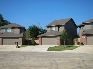 602 Harbour Town Dr, Lake Dallas, TX 75065