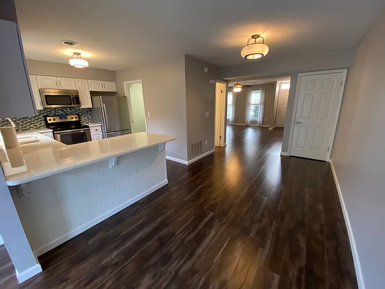 447 Delancey Ct — Photo 3