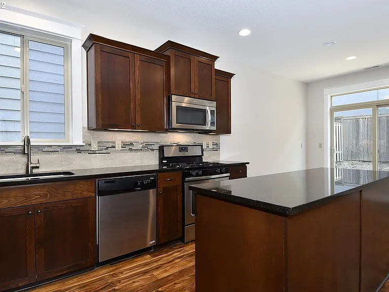 11048 SW Legacy Oak Way — Photo 13
