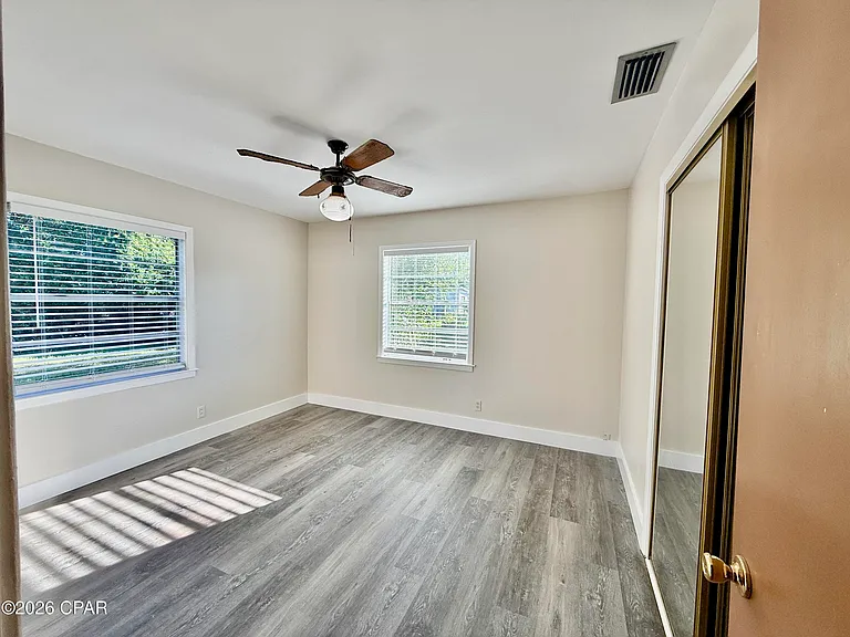 3113 W 20th Ct — Photo 9