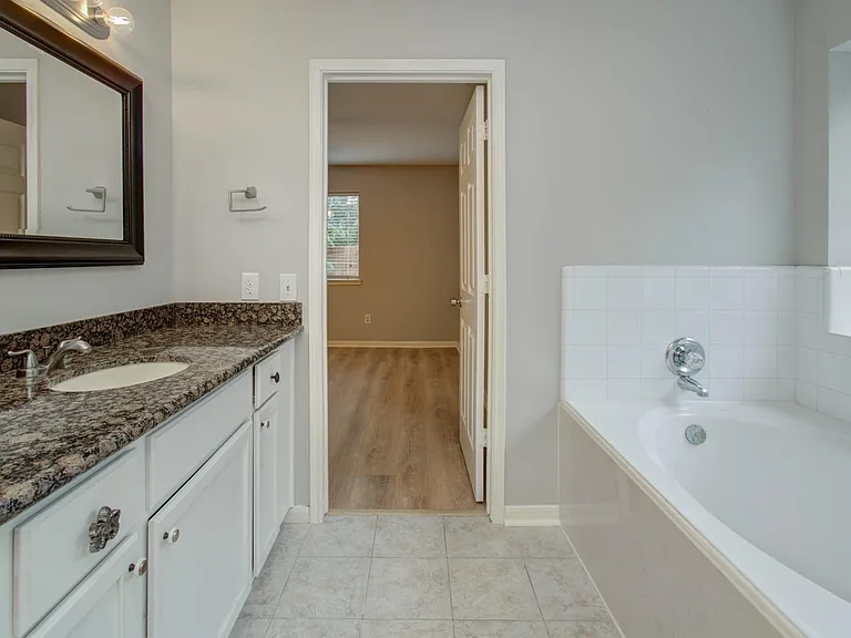 14003 Cypress Falls Dr — Photo 11
