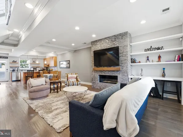 226 S St NE, Washington, DC 20002