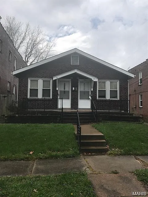 6830 Waldemar Ave #B