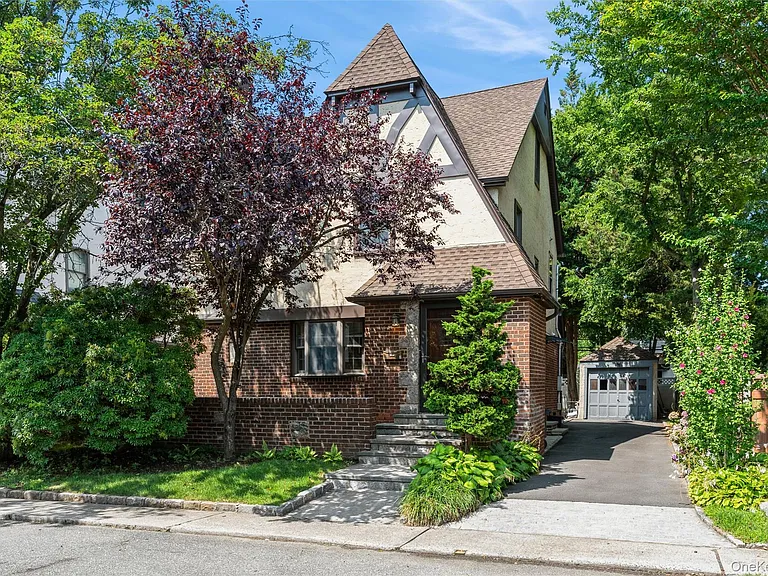 7 Bayview Ter — Photo 1