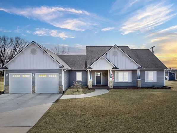 E9290 270th Avenue, Elk Mound, WI 54739