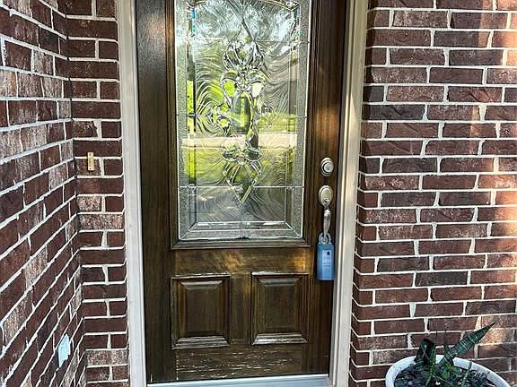 2nd image of 125 Long Canyon Ln