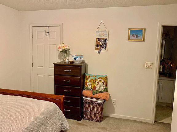 4th image of 109 Saint Kitts Ct