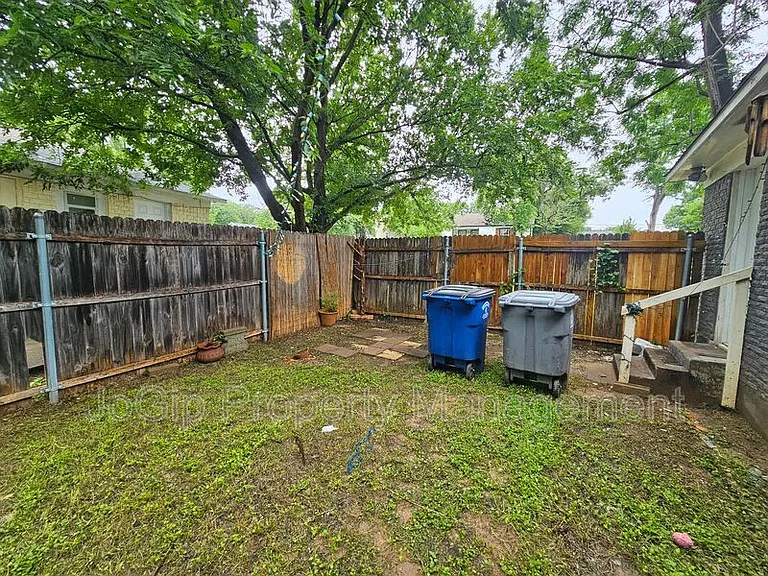 6365 Hollis Ave — Photo 13