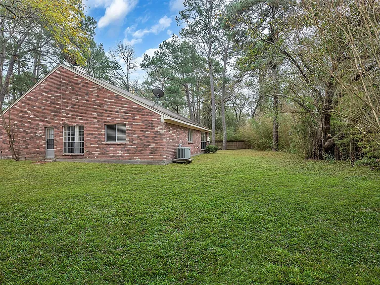 10 Treadwell Ct — Photo 32