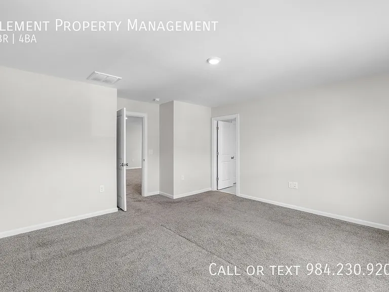 2466 Hutch Ln #1 — Photo 25