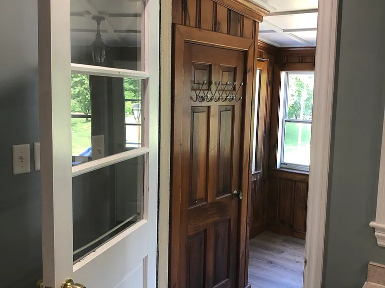 410 Sanford Rd — Photo 26