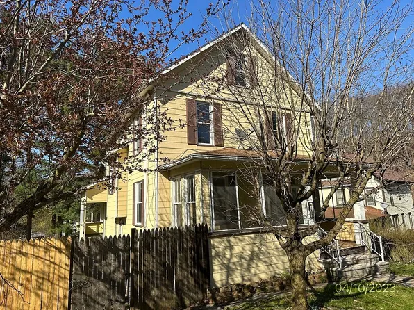 135 Blough St, Johnstown, PA 15902