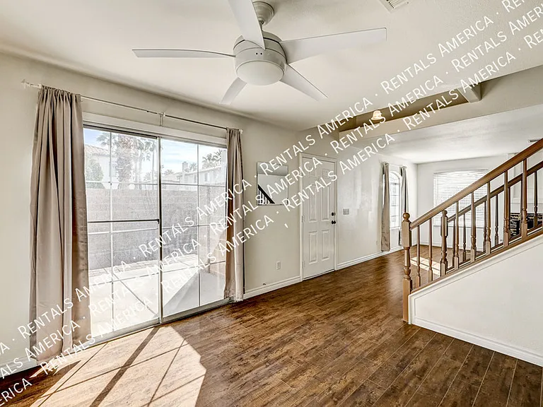 8144 Autumn Star Ave — Photo 4