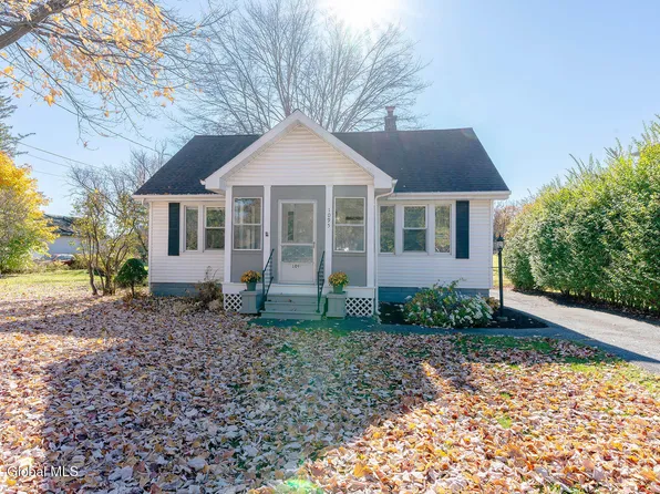 1095 Delaware Turnpike, Delmar, NY 12054