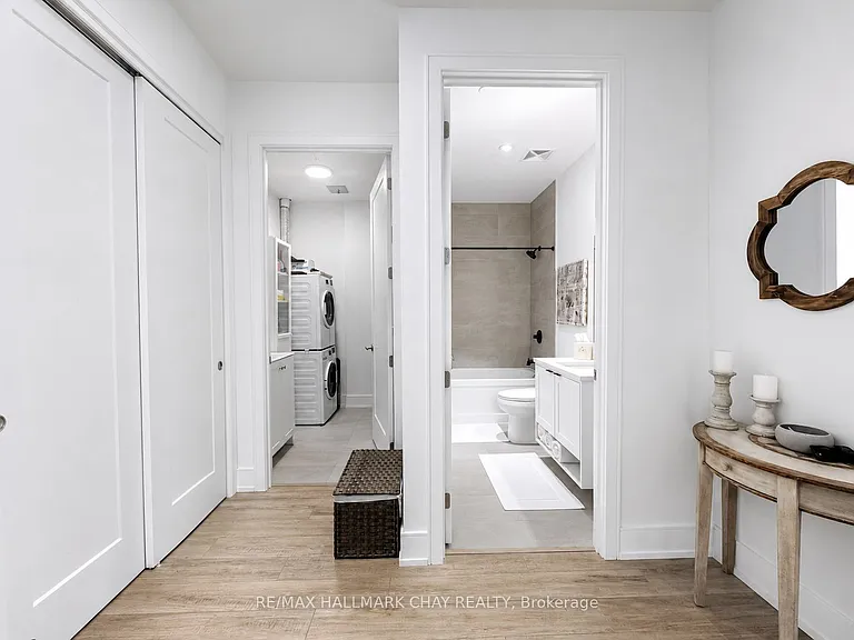 185 Dunlop St E #Penthouse 04 — Photo 27