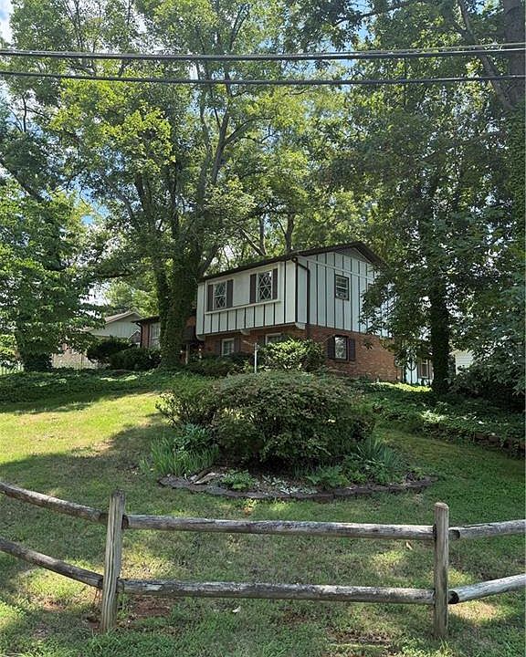2nd image of 4125 Beckford Dr