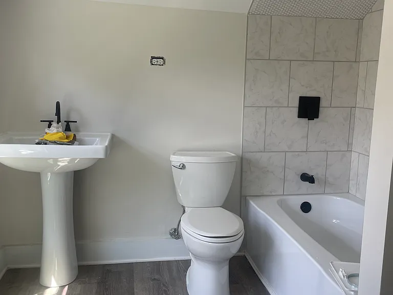 Upstairs bathroom