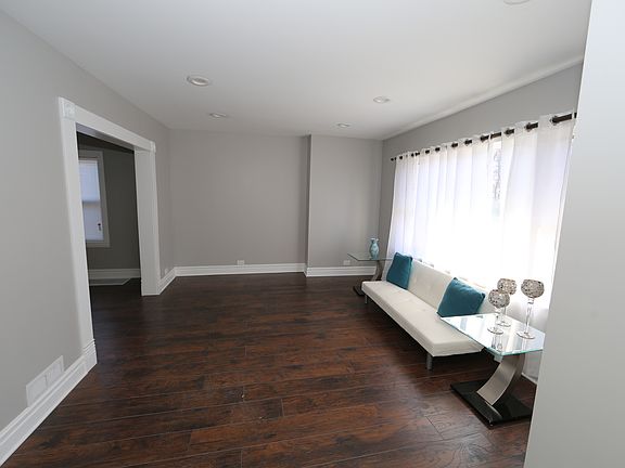 2nd image of 18125 Oakwood Ave