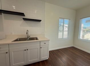 19 Granada Ave APT 7, Long Beach, CA 90803