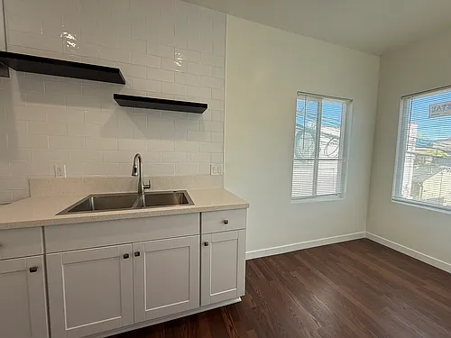 19 Granada Ave #7 Photo 1