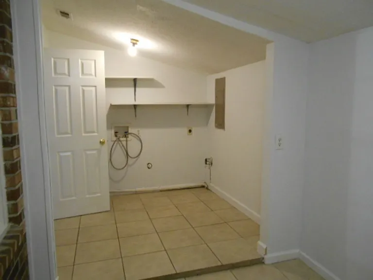 4061 Shipyard Walk — Photo 7