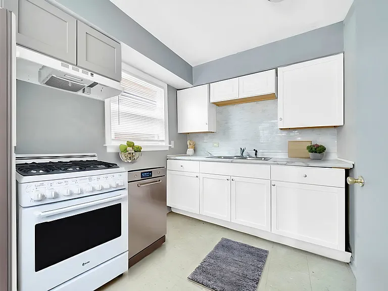 16048 Halsted St #2 — Photo 3