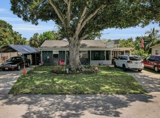 221 Hialeah Ave, Fort Pierce, FL 34982