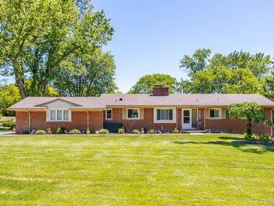 28340 W Kalong Cir, Southfield, MI, 48034