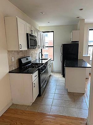5th image of 611 W 141st St #6