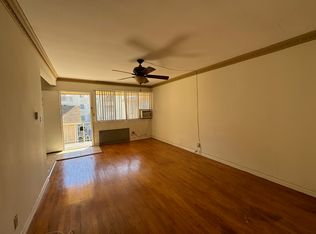 1625 N Edgemont St APT 8, Los Angeles, CA 90027