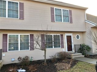 120 Briar Ln, Norwich, CT 06360