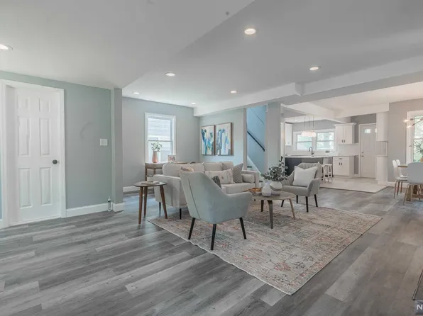 30 8th St, Ridgefield Park, NJ 07660