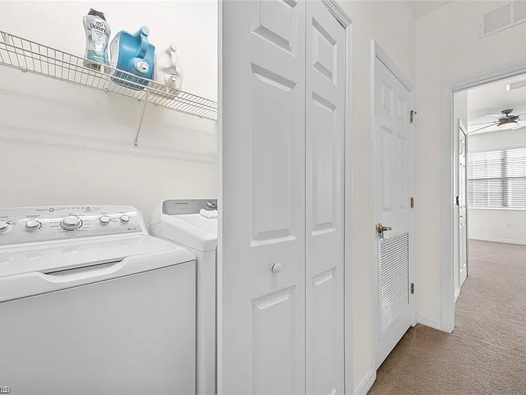 2707 Blossom Way — Photo 24
