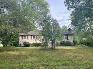 305 Old Colchester Rd, Amston, CT 06231