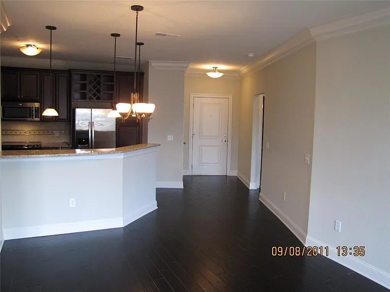 901 Abernathy Rd — Photo 33
