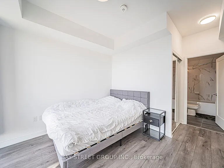105 Oneida Cres #2509 — Photo 26
