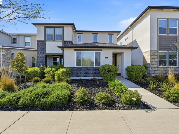 2965 Hazel Gaze St, Sacramento, CA 95833