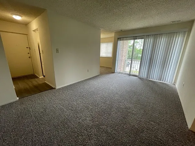 Autumn Ridge Apartments — Photo 60