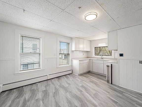 2nd image of 31 Whitehall Rd #1