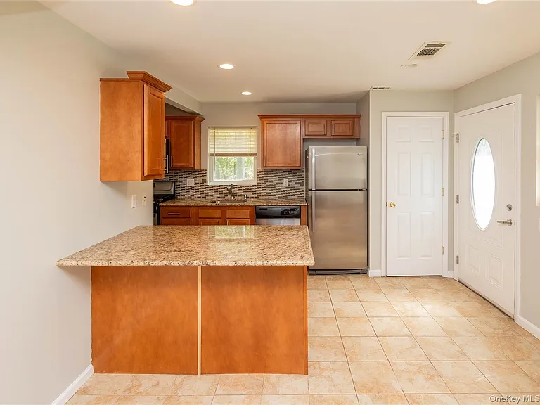 797 Forest Glen Rd — Photo 10
