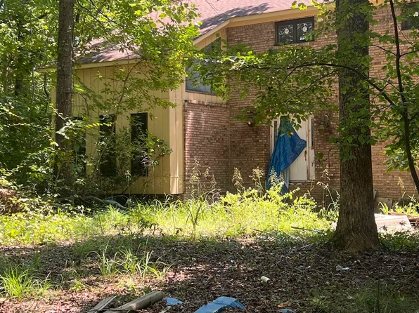 800 Shades Cliff Rd, Jasper, AL 35504